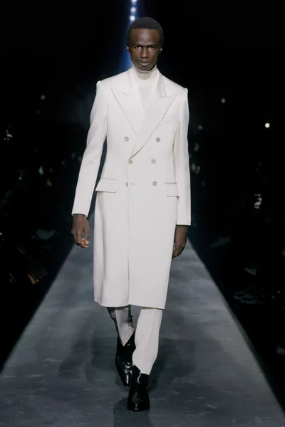 Look 56